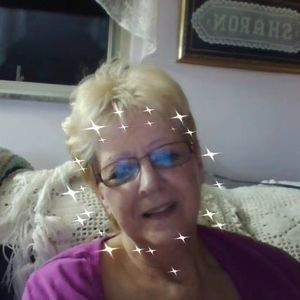 Meet your Posher, Sharon